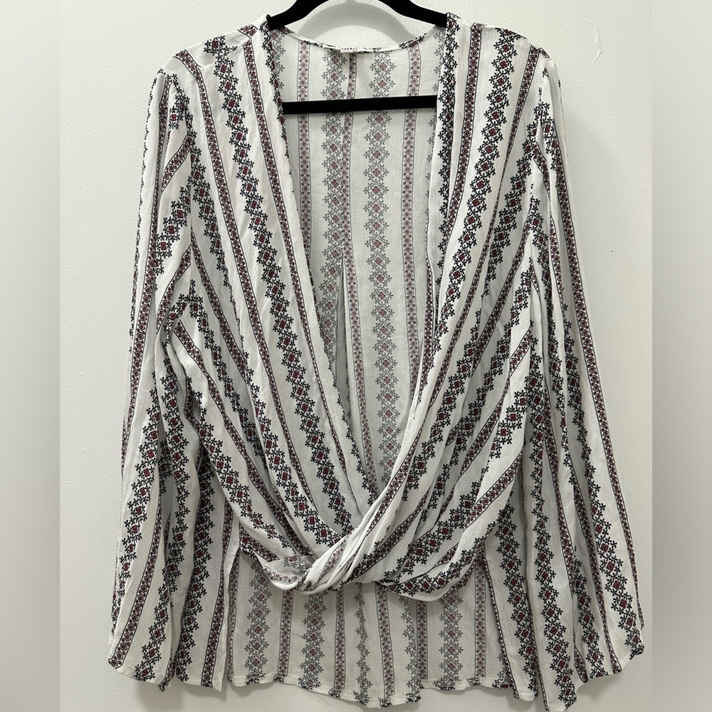 inTo Womens Blouse Size 10 EUC